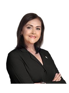 Clara Garcés  Córdova - RE/MAX Life