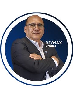 Isaac Hernandez - RE/MAX Dreams