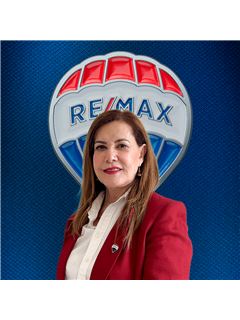 Malu  Olavarietta  - RE/MAX IML