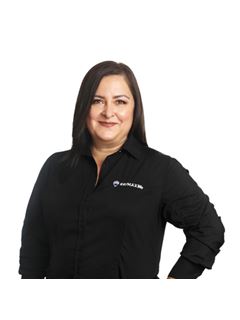 Noelia Garza - RE/MAX Life