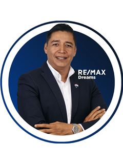 Adrian Zavala Guerrero - RE/MAX Dreams
