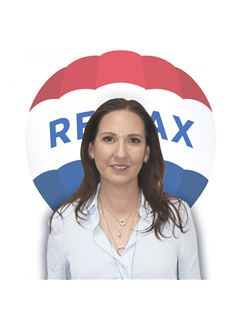 Cynthia Elizabeth  Erhard Lozano - RE/MAX Del Norte