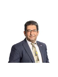 Max Solati - REMAX Revolution