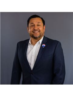 Jesse Reyes - RE/MAX Top Producers