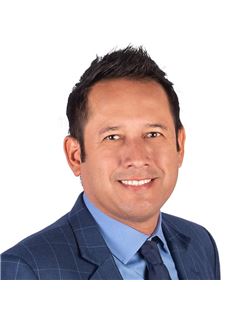 Trinidad Gaeta - RE/MAX Top Producers