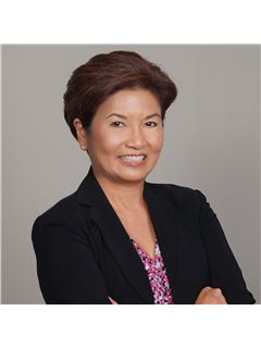 Sara Nguyen - RE/MAX Excellence Realty