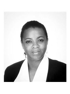 Marjorie J. Bennett - RE/MAX Excellence Realty