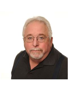 Doug C. Perry - RE/MAX Excellence Realty