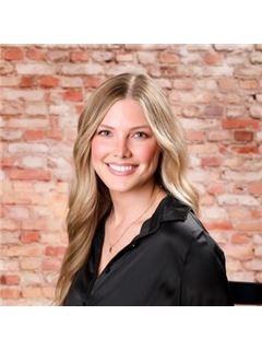 Landra McBee - RE/MAX Unlimited