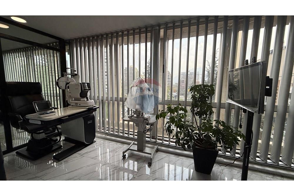 Commercial - Office Space - Las Condes, Santiago, Metropolitana De Santiago - CL - IMG_0187.JPG - Aula Penerimaan Tamu - 1028109022-1007