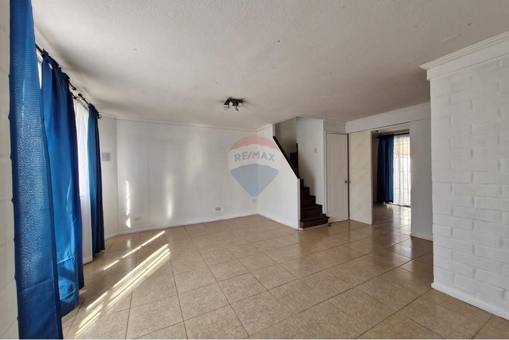 Rezidencijalno - Kuća  - Quilicura, Santiago, Metropolitana De Santiago - CL - 20250811_120108.jpg - 1028057042-776