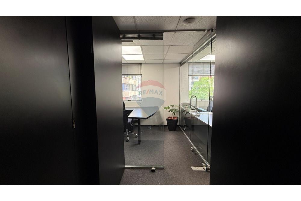 Commercial - Office Space - Las Condes, Santiago, Metropolitana De Santiago - CL - IMG_0208.JPG - 1028109022-1007