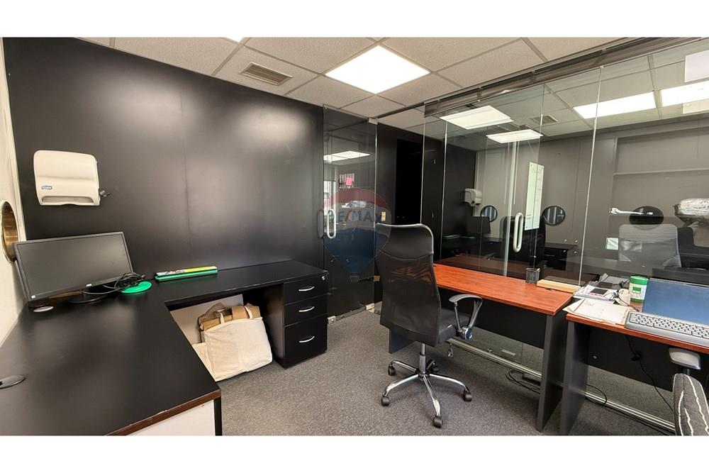 Commercial - Office Space - Las Condes, Santiago, Metropolitana De Santiago - CL - IMG_0214.JPG - Office - 1028109022-1007