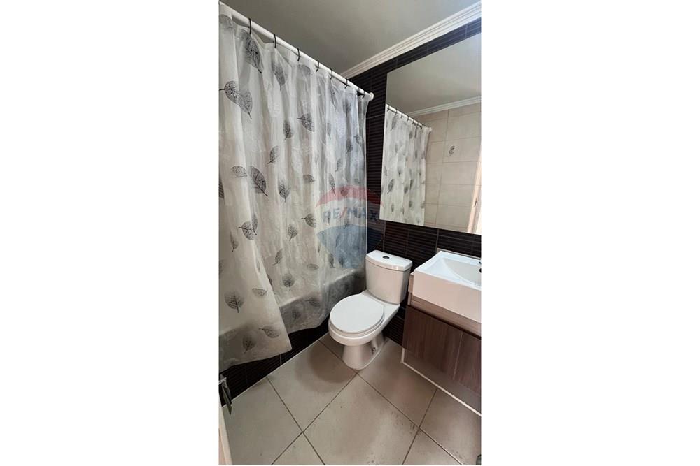 Konut - Müstakil Daire - Santiago, Santiago, Metropolitana De Santiago - CL - WhatsApp Image 2025-07-05 at 12.00.16 PM (6).jpeg - 1028050221-16