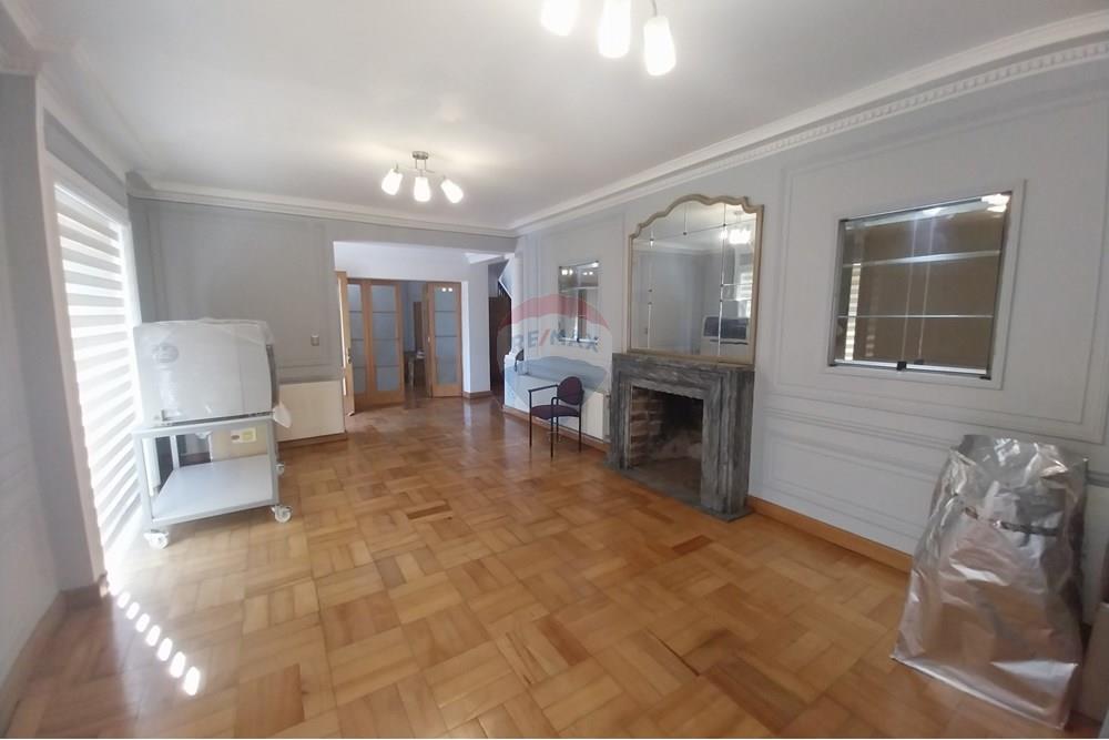 Residential - Hus - Ñuñoa, Santiago, Metropolitana De Santiago - CL - Salón.jpg - Stue - 1028085003-103