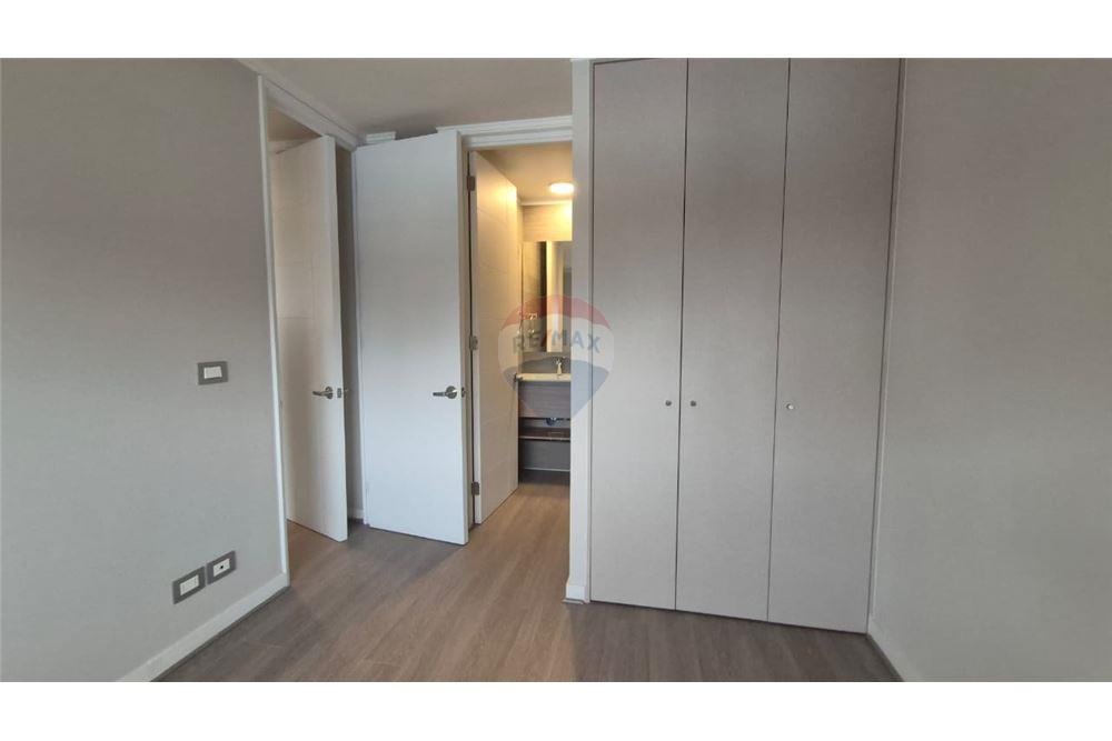 Residencial - Piso - Ñuñoa, Santiago, Metropolitana De Santiago - CL - 5 - 1028018320-267