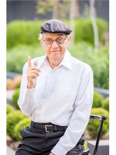 営業 - Bernard Saffy - RE/MAX First - Bloemfontein