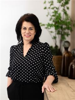 Biuro savininkas/vadovas - Madeleine de Waal - RE/MAX Kalahari - Kathu