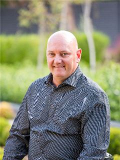 営業 - Drikus van Heerden - RE/MAX First - Bloemfontein