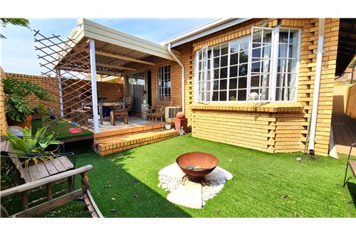 Residential - Townhouse - Equestria, Gauteng - South Africa