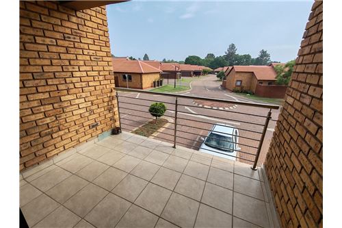 Residential - Townhouse - Willow Park Manor, Gauteng - South Africa