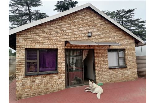 Residential - Condo/Apartment - Vanderbijlpark SE, Gauteng - South Africa