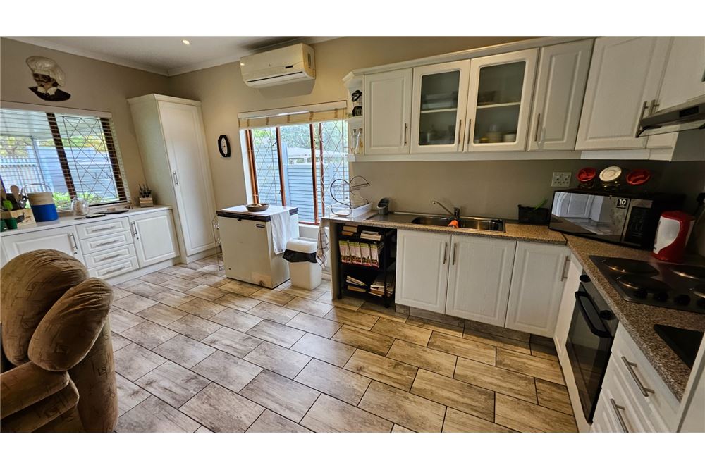 Elamine - Eramu - Hayfields, KwaZulu Natal - South Africa - 32 - 1031436004-370