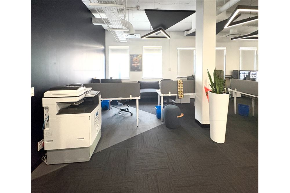 Commercial - Toimisto - La Lucia, KwaZulu Natal - South Africa - 10 - 1031388078-132