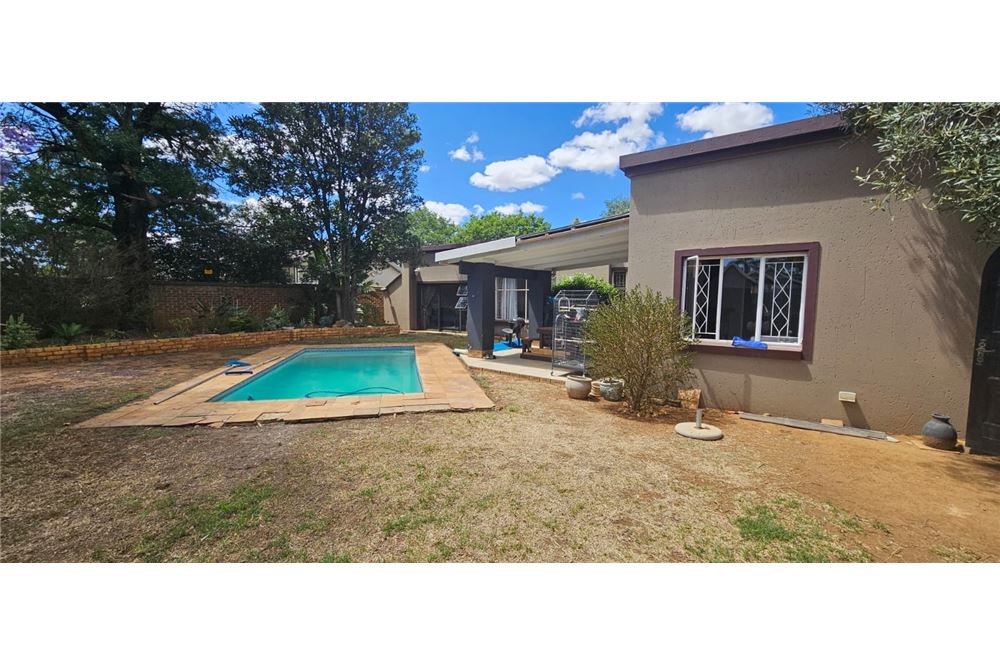 Residential - Hiša večstanovanjska - Brackenhurst, Gauteng - South Africa - 32 - 1031421032-350