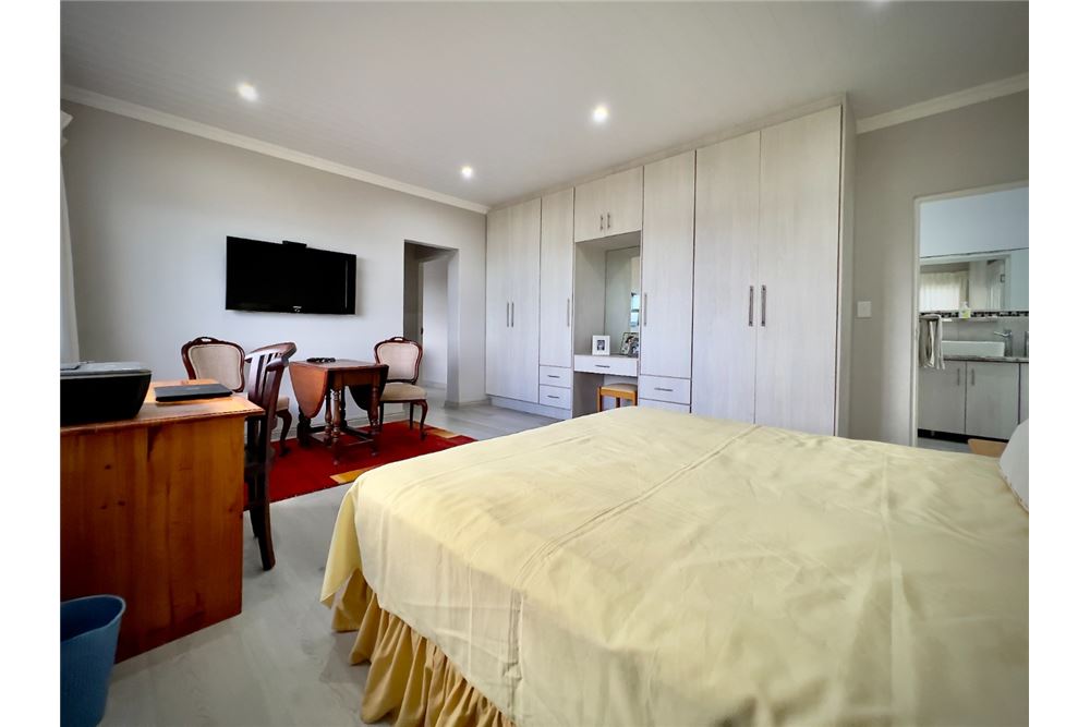 Prédio Habitacional - Casa - Dana Bay, Western Cape - South Africa - 31 - 1031012006-3