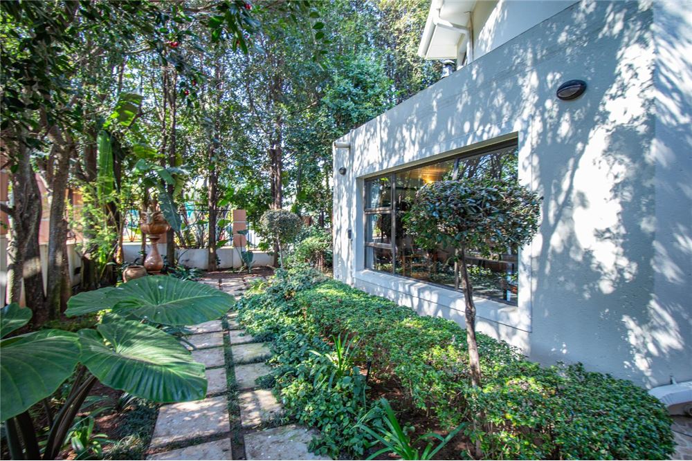 Residential - ਅਲੱਗ ਥਲੱਗ ਬਣਿਆ ਹੋਇਆ ਘਰ - Caribbean Beach, North West - South Africa - 35 - 1031416034-325