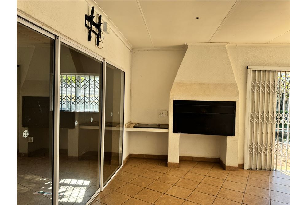 Mieszkaniowa - Dom wolnostojący - Randburg Central, Gauteng - South Africa - 25 - 1031428060-2