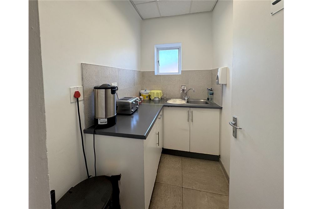 Commercial - Toimisto - La Lucia, KwaZulu Natal - South Africa - 29 - 1031388078-132