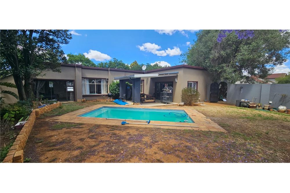 Residential - Hiša večstanovanjska - Brackenhurst, Gauteng - South Africa - 2 - 1031421032-350