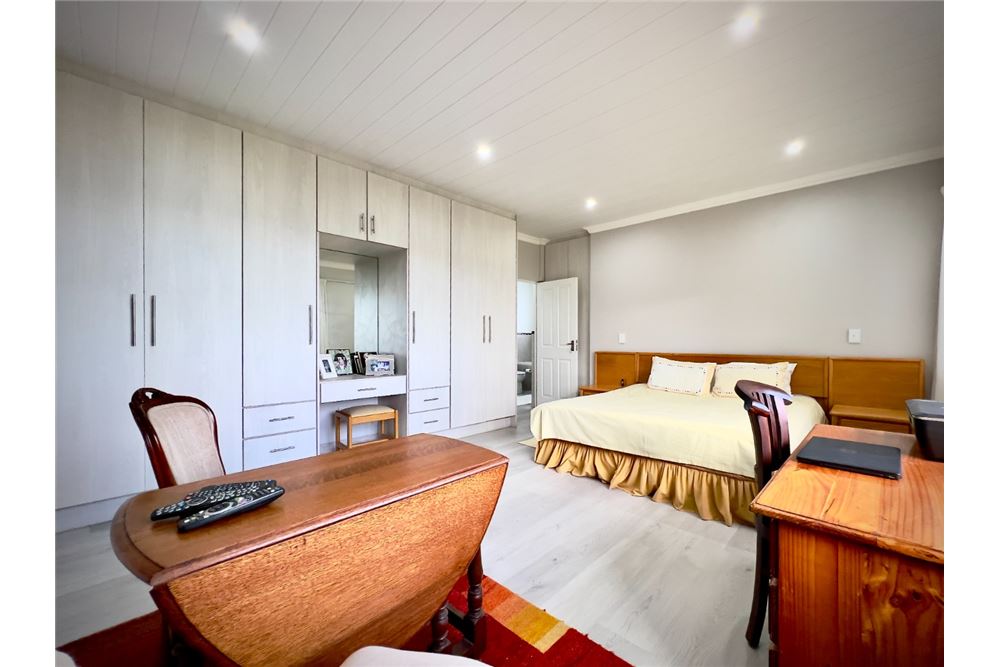 Prédio Habitacional - Casa - Dana Bay, Western Cape - South Africa - 29 - 1031012006-3