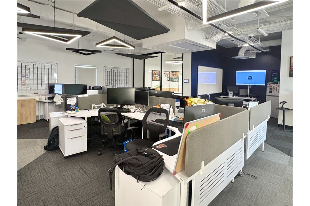 Commercial - Toimisto - La Lucia, KwaZulu Natal - South Africa - 23 - 1031388078-132