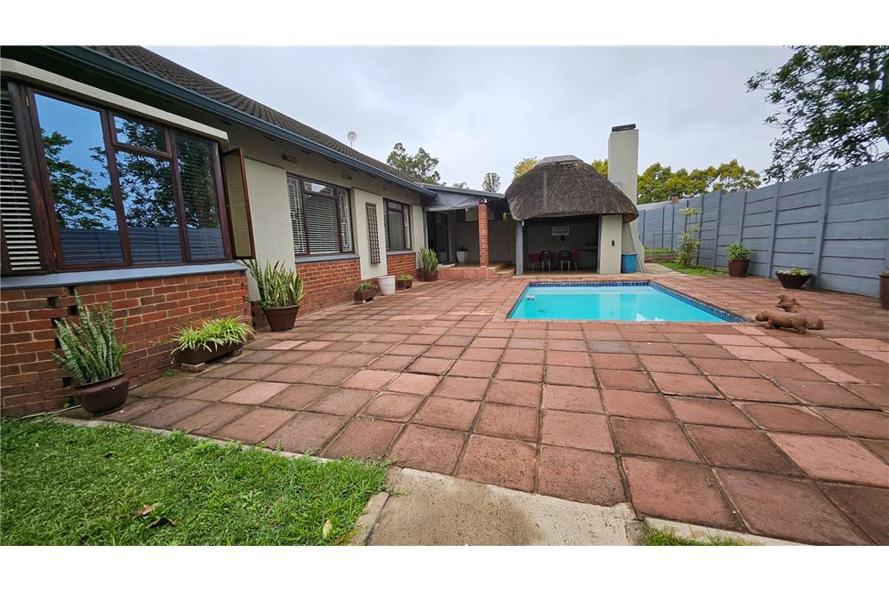 Elamine - Eramu - Hayfields, KwaZulu Natal - South Africa - 2 - 1031436004-370