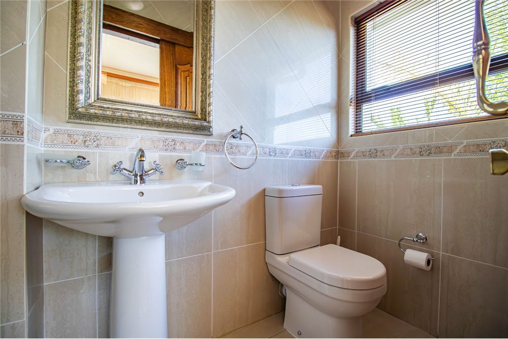 Residential - ਅਲੱਗ ਥਲੱਗ ਬਣਿਆ ਹੋਇਆ ਘਰ - Caribbean Beach, North West - South Africa - 30 - 1031416034-325