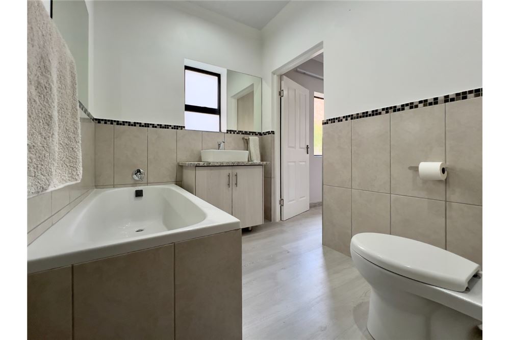 Prédio Habitacional - Casa - Dana Bay, Western Cape - South Africa - 44 - 1031012006-3