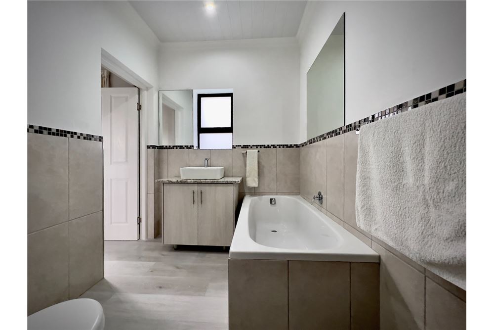 Prédio Habitacional - Casa - Dana Bay, Western Cape - South Africa - 40 - 1031012006-3