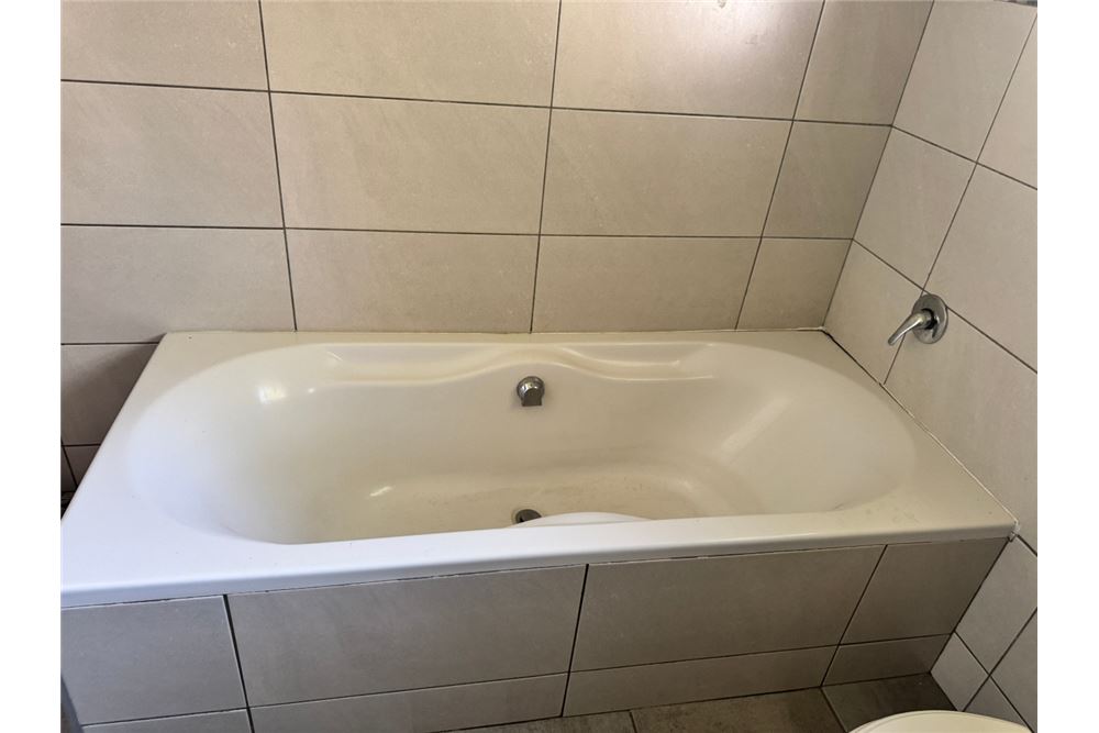 Mieszkaniowa - Dom wolnostojący - Randburg Central, Gauteng - South Africa - 23 - 1031428060-2