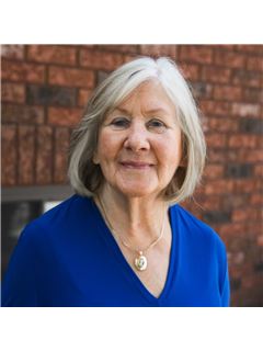 Mary Doldersum - RE/MAX Hallmark Chay Realty