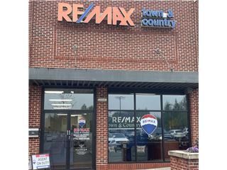 Office of RE/MAX Town & Country - Alpharetta