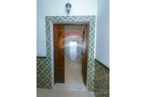 Residential - Apartment on raised single level - Riadh Landalous Ariana Tunisia - TN