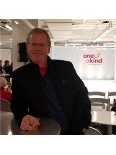 David A. Speckman - RE/MAX Realty Associates