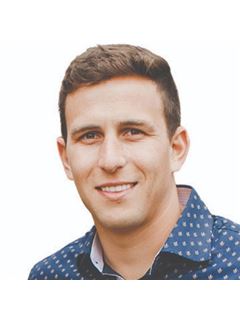 Associate - Brooks Watts - RE/MAX 1st Advantage