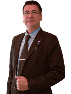 Assistent makelaar - Amado Arévalo - RE/MAX SIENNA