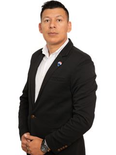 Alcibiades Galeano - RE/MAX EXCLUSIVE