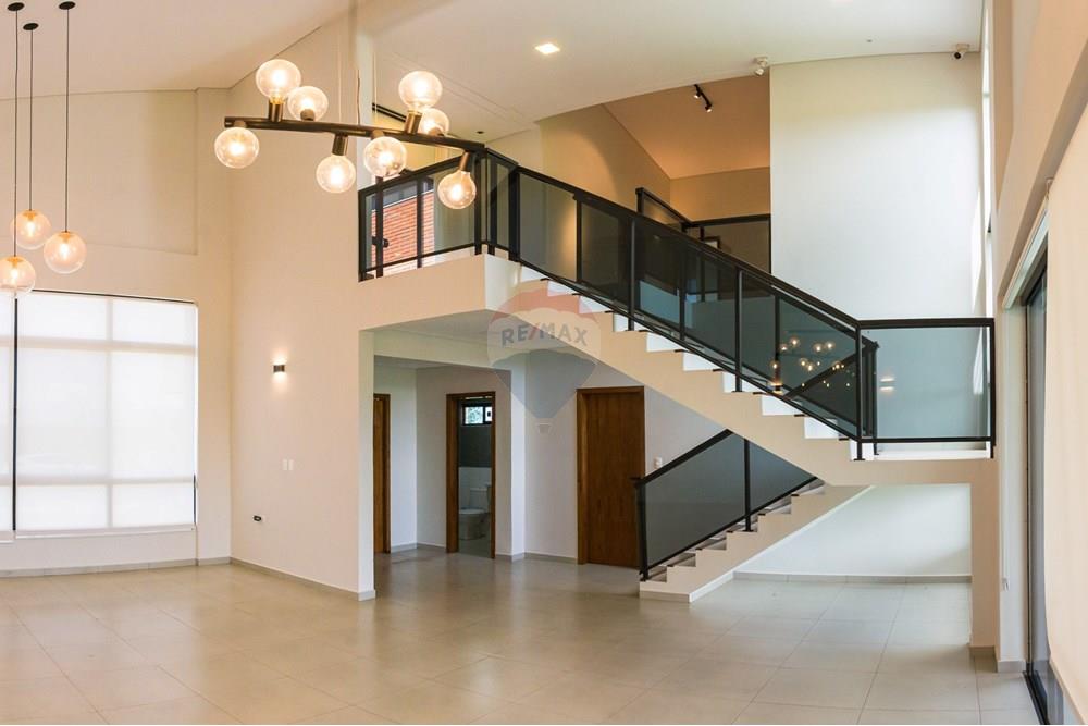 Residential - House - Paraguay Alto Paraná Hernandarias - PY - WhatsApp Image 2025-02-24 at 11.09.09 (2).jpeg - 143050097-46