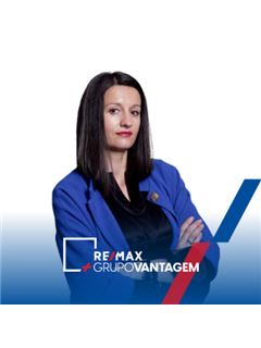 Oksana Khrushch - Vantagem Central